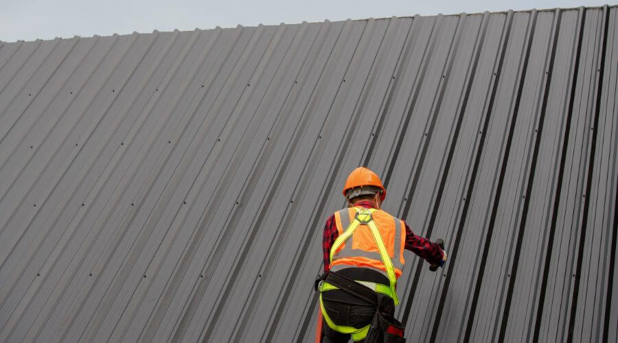 Professional metal roof installation services in Palmyra, MI